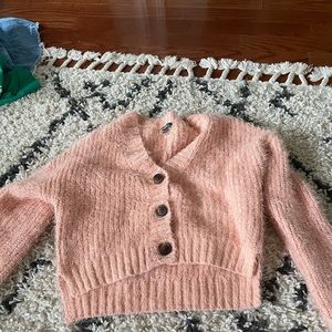 Wild and fabel cropped sweater